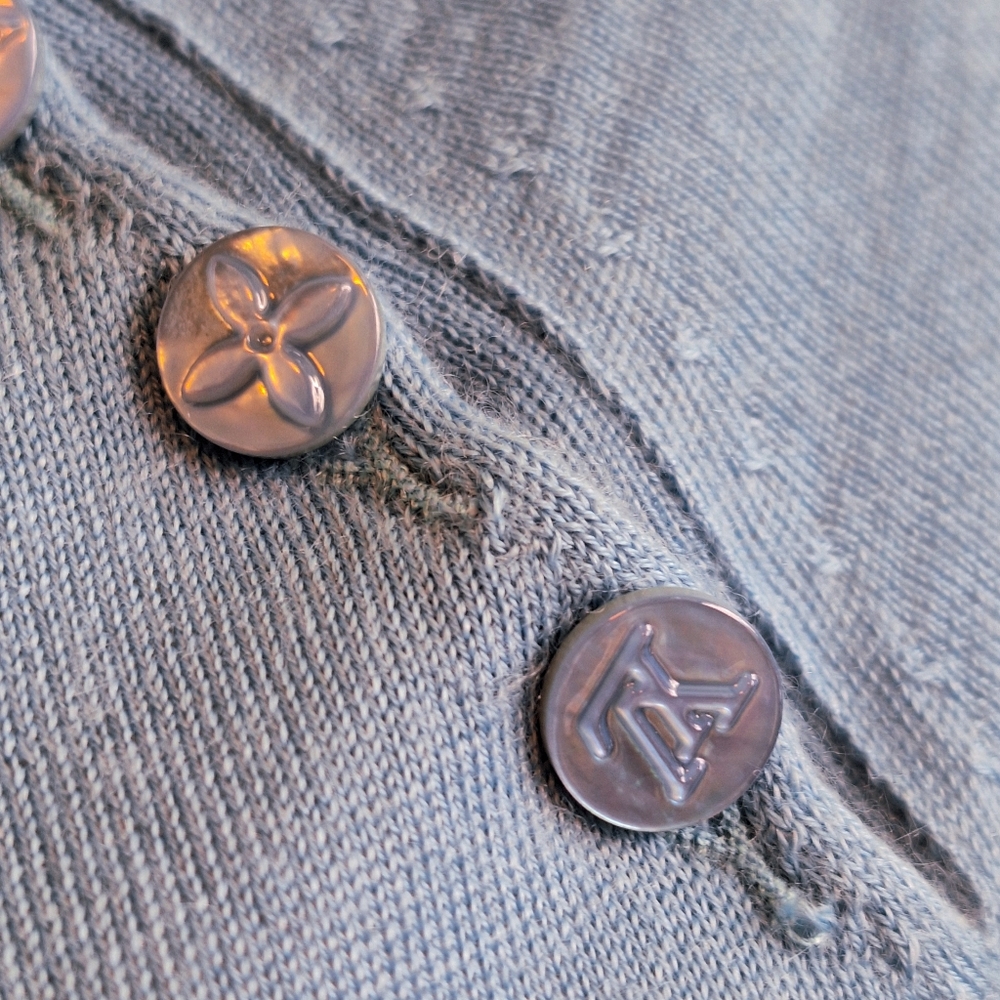 Louis Vuitton authentic cashmere blue sweater - Picture 7 of 10